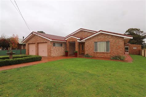 private houses for sale in glen innes nsw